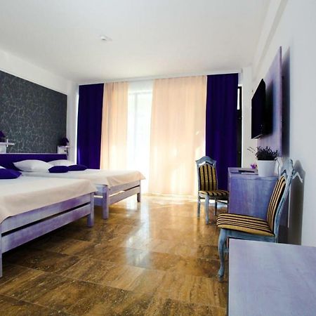 Lavender Villa นาโวดาริ ภายนอก รูปภาพ