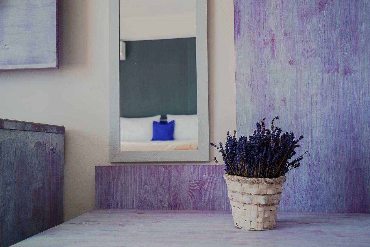Lavender Villa นาโวดาริ ภายนอก รูปภาพ